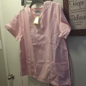 Women’s medical uniform scrub